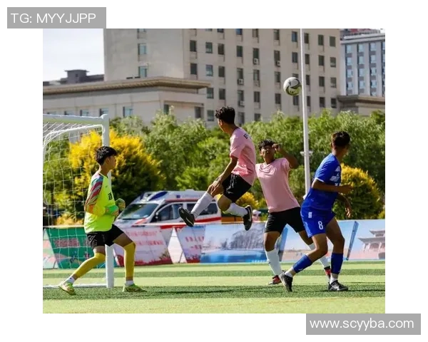 小学生足球比赛精彩纷呈展现团队精神与运动魅力的青春盛宴 小学生足球比赛精彩纷呈展现团队精神与运动魅力的青春盛宴