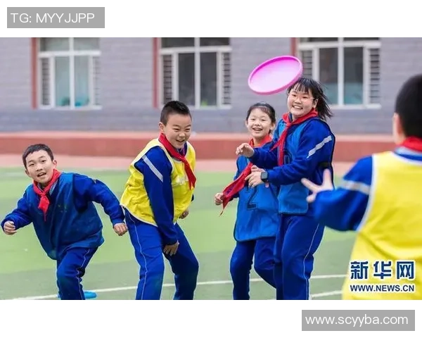 张丽独家分享飞盘技巧与心得体会助你轻松掌握这项运动的乐趣与魅力 张丽独家分享飞盘技巧与心得体会助你轻松掌握这项运动的乐趣与魅力