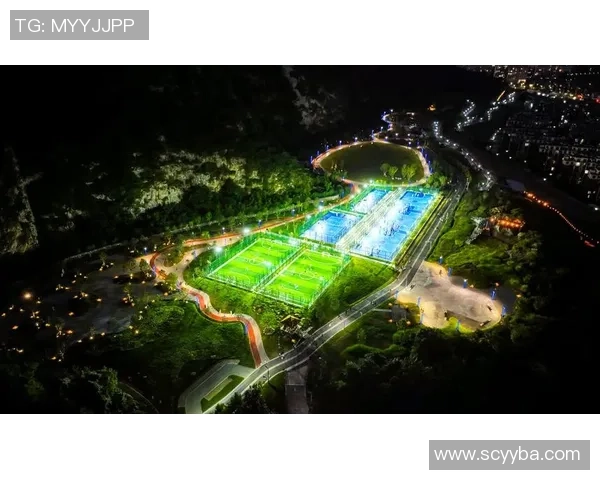 方形足球灯的独特设计与实用性探讨，点亮你的运动空间与生活乐趣